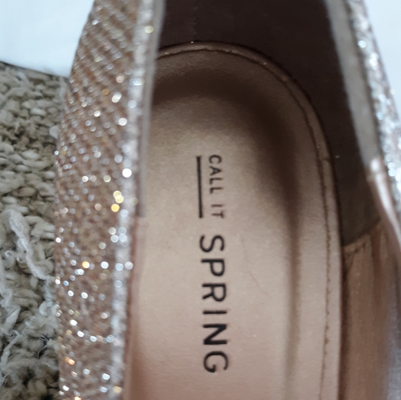 Call it Spring Platforms 9 - Picture 3 of 7